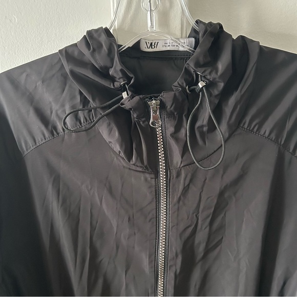 Zara Pocketable Windbreaker Hooded Jacket , Size M, Black - Picture 7 of 7